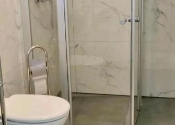 Schoenes Erwachen Im Frankfurter Penthouse * 美因河畔法兰克福